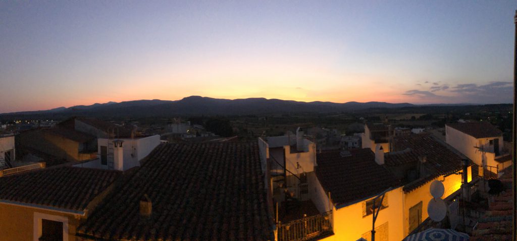 Europa Roadtrip 2019 - Dachterrasse in Les Coves de Vinromà