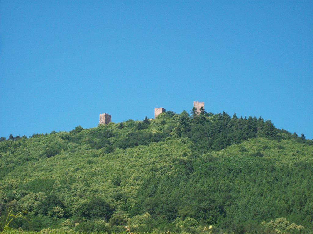 Les Trois Châteaux