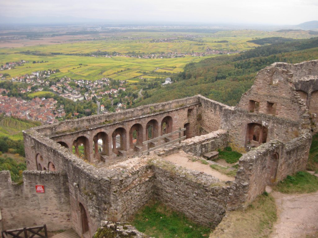 Blick von der Burgruine auf Ribeauvillé